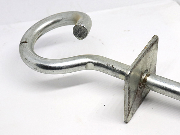 豬尾巴絲地腳螺栓01