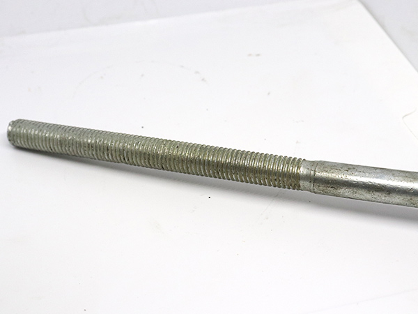 豬尾巴絲地腳螺栓02